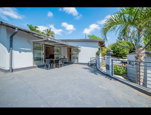 3 BEDROOM FREEHOLD FOR SALE IN HILLARY